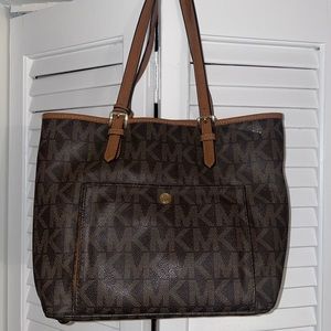 Michael Kors purse